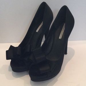 Vera Wang black satin peep toe heels with bow